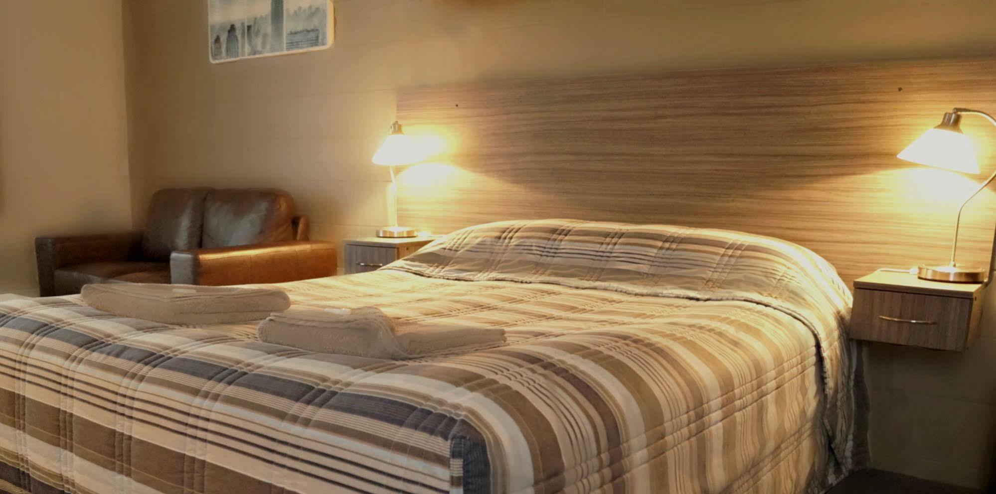 Motel Riverbend Tailem Bend Buitenkant foto